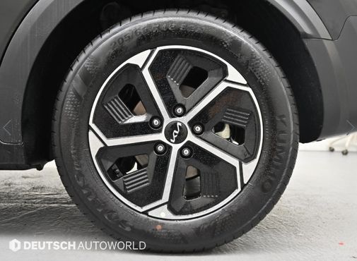 Kia Niro Prestige — пробег 14 815 км — фото 5 из 5