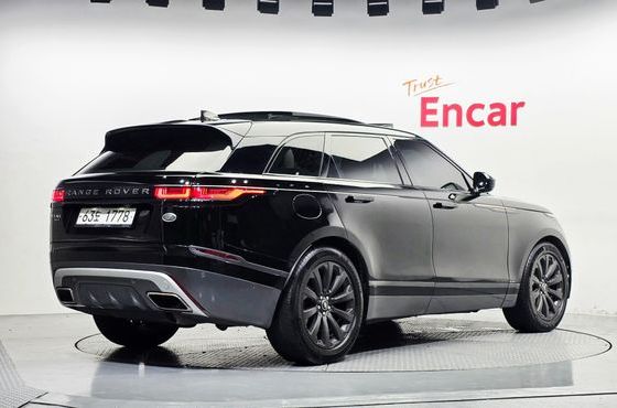 Land Rover Range Rover Velar 3.0 D300 R-Dynamic SE — пробег 157 326 км — фото 2 из 5
