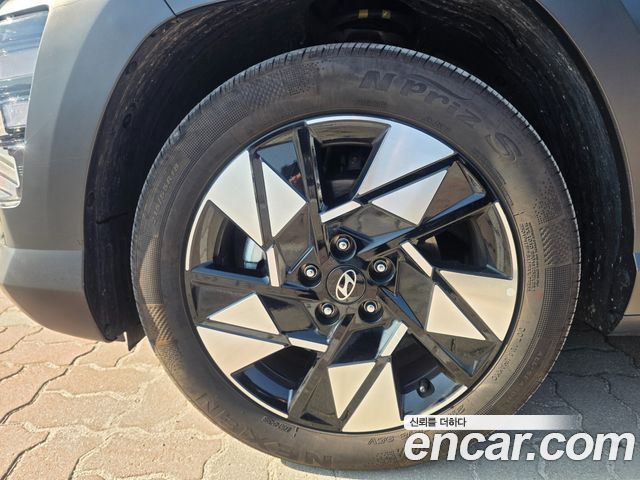 Hyundai Kona из Кореи Encar