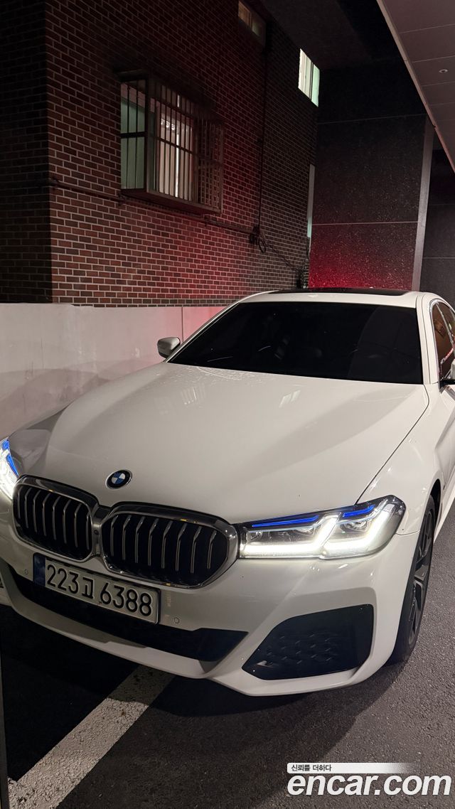 BMW 5-Series 520i M Sport — пробег 40 000 км — фото 3 из 5