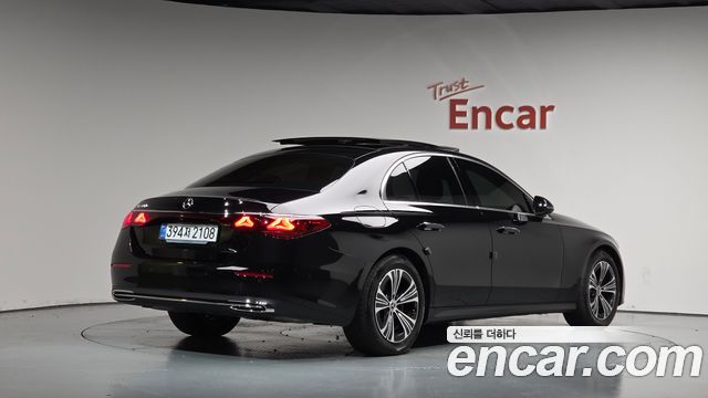 Mercedes-Benz E-Class из Кореи Encar