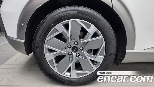 Genesis GV60 Standard — пробег 77 157 км — фото 5 из 5