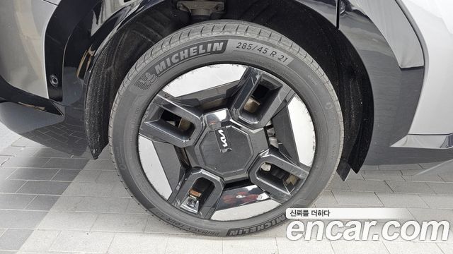 Kia EV9 из Кореи Encar