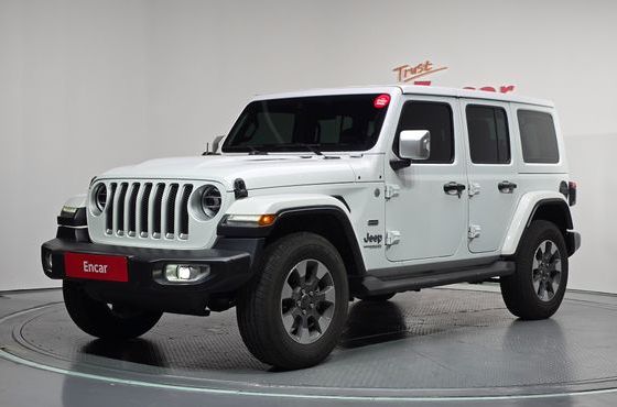 Jeep Wrangler 2.0 Overland 4Door — пробег 6 840 км — фото 1 из 5