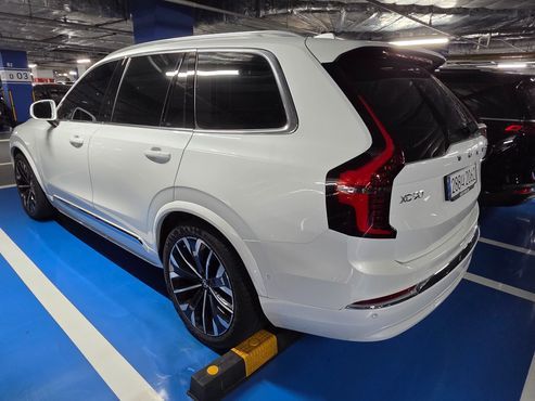 Volvo XC90 B6 Ultra Bright — пробег 3 700 км — фото 2 из 5