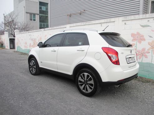 Ssangyong KORANDO 2.0 Adventure 60th Edition 4WD — пробег 175 231 км — фото 2 из 5