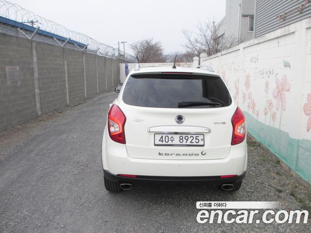 Ssangyong KORANDO 2.0 Adventure 60th Edition 4WD — пробег 175 231 км — фото 4 из 5
