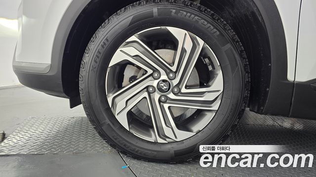 Hyundai Santafe Diesel 2.2 2WD Prestige — пробег 32 127 км — фото 5 из 5