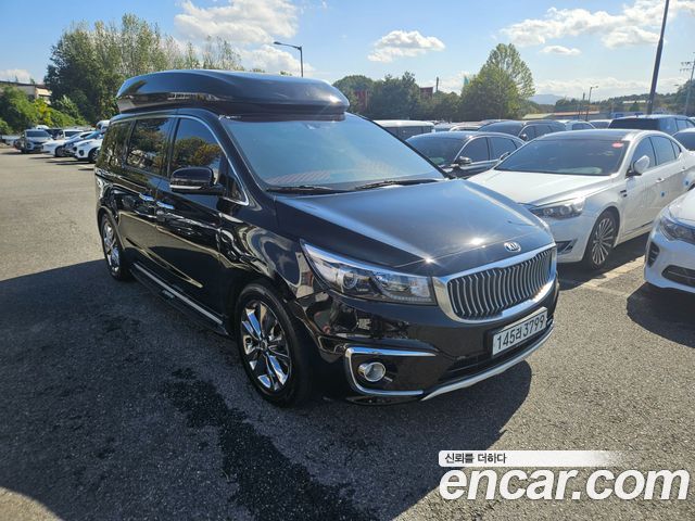 Kia Carnival 9-seater Hi-Limousine Noblesse — пробег 288 000 км — фото 1 из 5