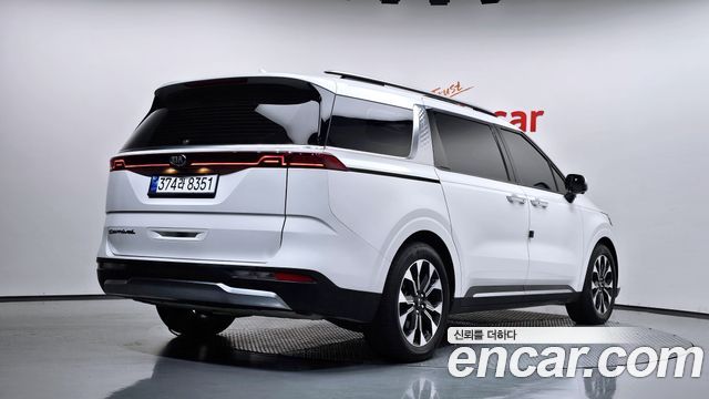 Kia Carnival Diesel 9-Seater Signature — пробег 101 211 км — фото 2 из 5