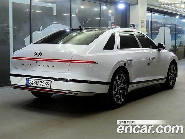 Hyundai Grandeur 2,5 Gasoline 2WD Exclusive — пробег 31 739 км — фото 4 из 5