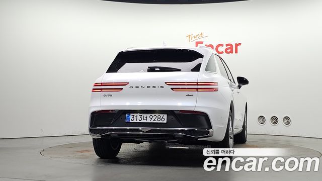 Genesis GV70 из Кореи Encar