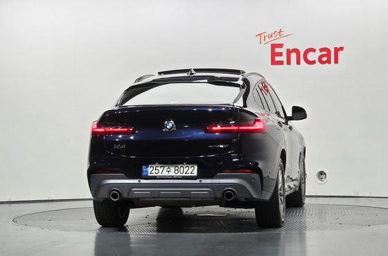BMW X4 xDrive20i M Sports X Onlile Exclusive Edition — пробег 60 873 км — фото 4 из 5