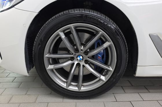 BMW 5-Series 530i xDrive M Sport Package Plus — пробег 166 026 км — фото 5 из 5