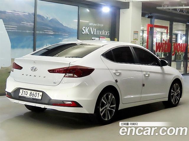 Hyundai AVANTE из Кореи Encar