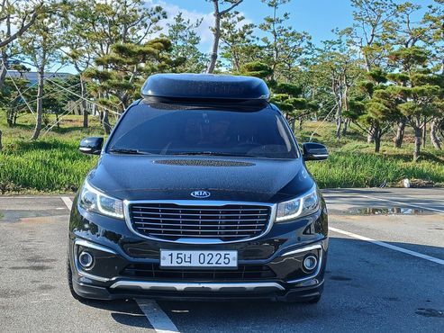 Kia Carnival 9-seater Hi-Limousine Prestige — пробег 220 277 км — фото 2 из 5
