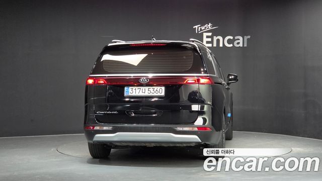 Kia Carnival Diesel 9-Seater Prestige — пробег 64 552 км — фото 4 из 5