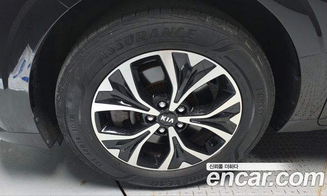 Kia Carnival Diesel 9-Seater Prestige — пробег 64 552 км — фото 5 из 5