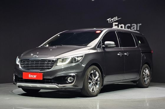 Kia Carnival 9-seater Prestige — пробег 151 899 км — фото 1 из 5