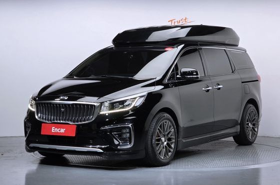 Kia Carnival 9-Seater Hi-Limousine Noblesse Special — пробег 170 402 км — фото 1 из 5