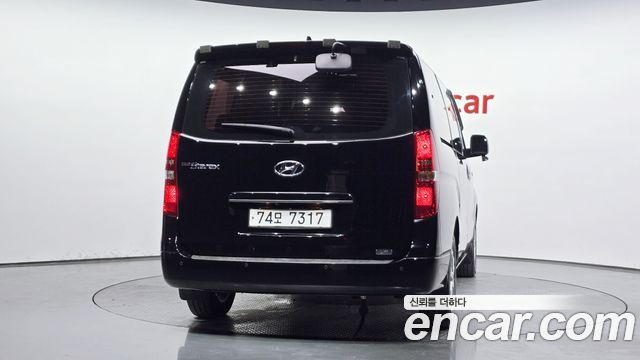 Hyundai Starex 12-Seater LPi Smart — пробег 37 419 км — фото 4 из 5
