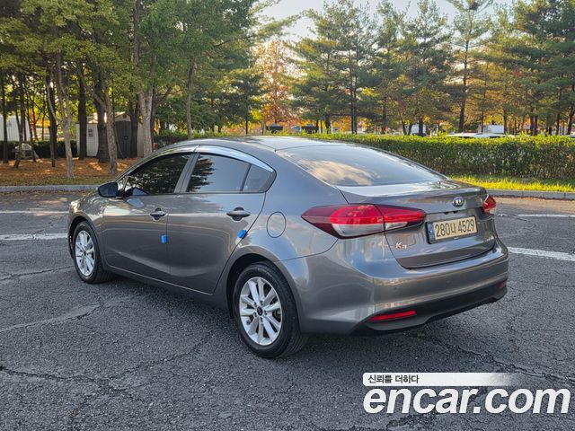 Kia K3 из Кореи Encar