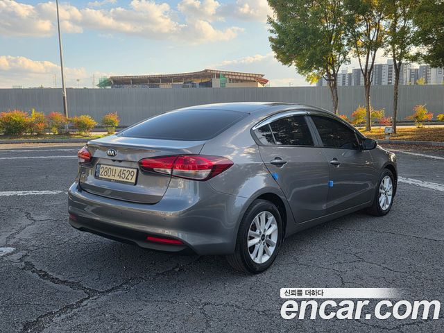 Kia K3 из Кореи Encar