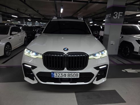 BMW X7 xDrive 40i M Sport 6STR — пробег 112 764 км — фото 1 из 5