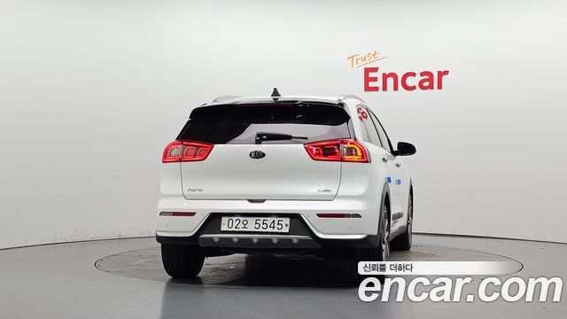 Kia Niro из Кореи Encar