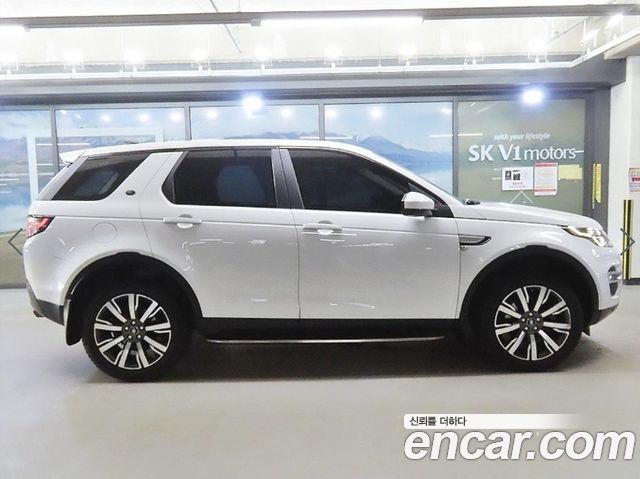 Land Rover Discovery Sport 2.0 TD4 HSE Luxury — пробег 206 288 км — фото 4 из 5