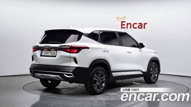 Kia Seltos из Кореи Encar