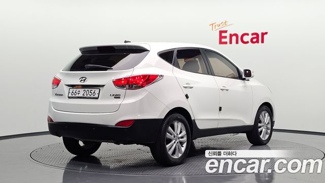 Hyundai Tucson Diesel 2WD LX20 Luxury — пробег 141 647 км — фото 2 из 5