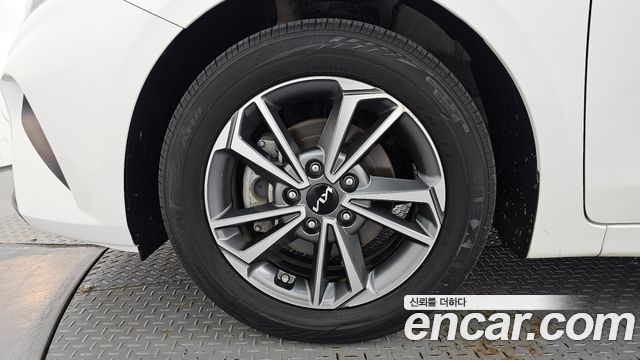 Kia K3 из Кореи Encar