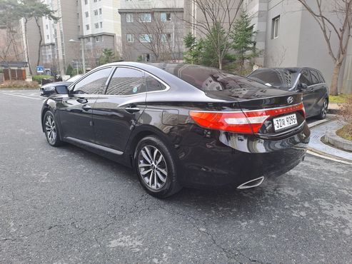 Hyundai Grandeur HG240 Luxury — пробег 111 804 км — фото 4 из 5