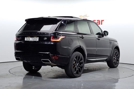 Land Rover Range Rover Sport 4.4 SDV8 AB Dynamic — пробег 117 909 км — фото 2 из 5