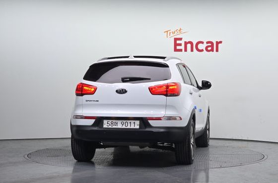 Kia Sportage Diesel 2WD Prestige — пробег 167 489 км — фото 4 из 5