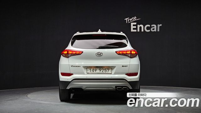 Hyundai Tucson Diesel 2.0 2WD Modern — пробег 121 723 км — фото 4 из 5