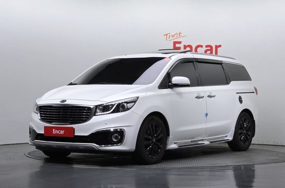 Kia Carnival 9-seater Prestige — пробег 124 363 км — фото 1 из 5