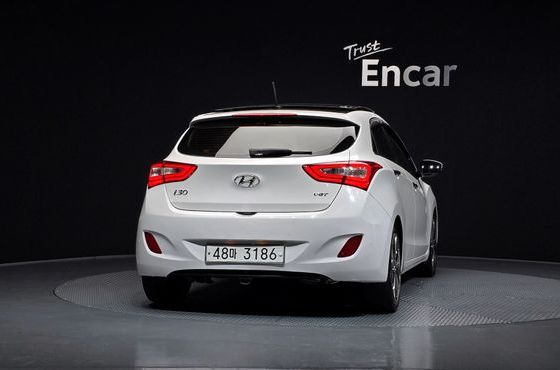 Hyundai i30 Diesel 1.6 VGT Extreme — пробег 119 421 км — фото 4 из 5