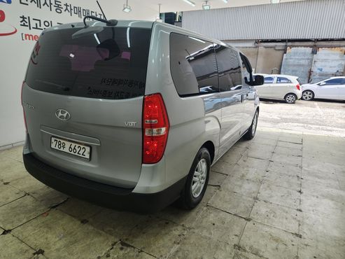 Hyundai Starex 11-Seater Wagon Smart — пробег 62 473 км — фото 5 из 5
