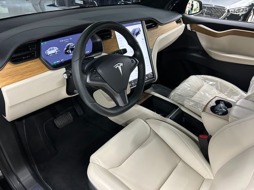 Tesla Model X Long Range — пробег 27 400 км — фото 5 из 5