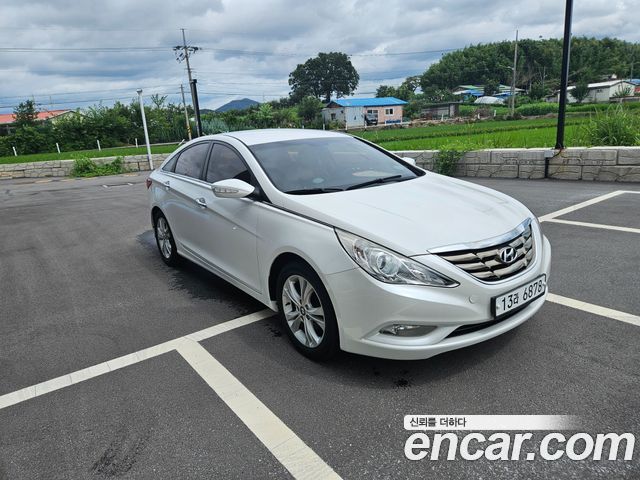 Hyundai Sonata Premier — пробег 99 000 км — фото 3 из 5