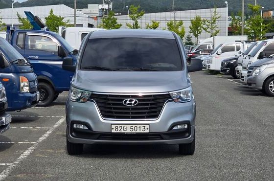 Hyundai Starex Van 5-Seater Smart — пробег 105 660 км — фото 3 из 5