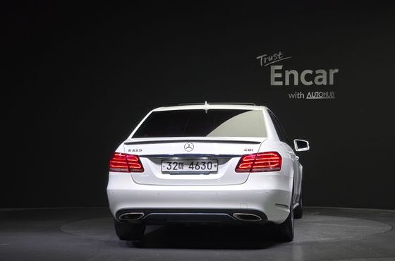 Mercedes-Benz E-Class E220 CDI Avantgarde — пробег 230 507 км — фото 4 из 5