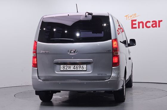 Hyundai Starex Van 3-Seater Smart — пробег 86 723 км — фото 4 из 5