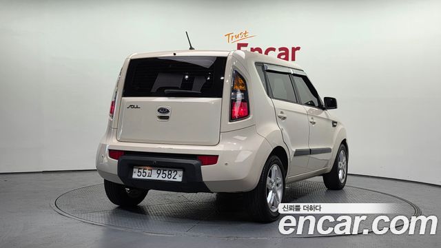 Kia Soul Gasoline 1.6 Smart — пробег 145 285 км — фото 2 из 5