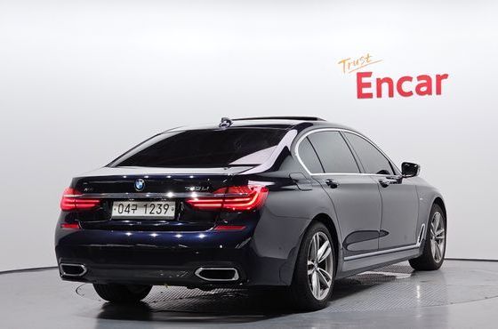 BMW 7-Series 740Li xDrive M Sport Package — пробег 154 911 км — фото 2 из 5