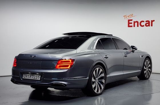 Bentley Flying Spur 6.0 — пробег 29 816 км — фото 2 из 5