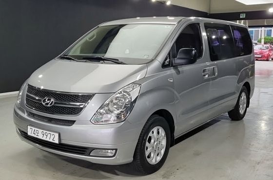 Hyundai Starex 11-Seater Wagon CVX Luxury — пробег 147 666 км — фото 1 из 5