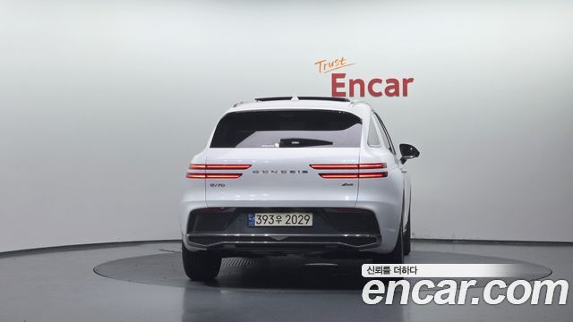 Genesis GV70 2.5T Gasoline AWD — пробег 17 915 км — фото 4 из 5